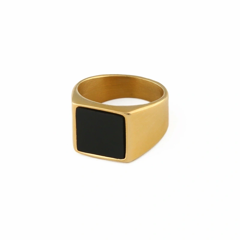 Black Onyx Signet Ring – Gold